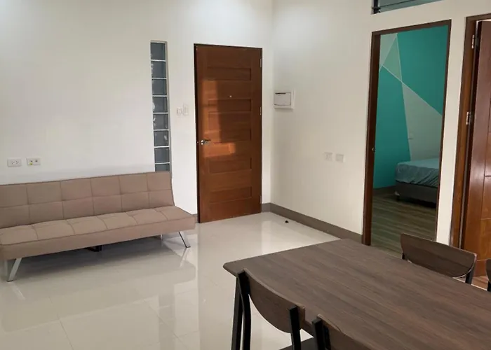 Hostel Lheaf Residences And Serviced