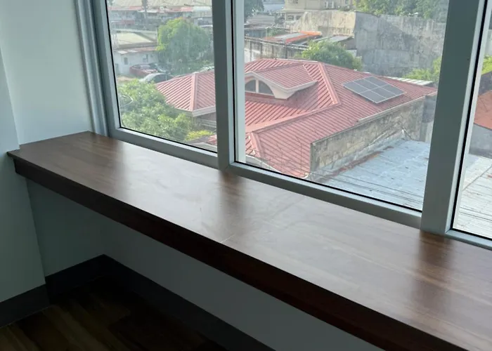 Lheaf Residences And Serviced Hostel